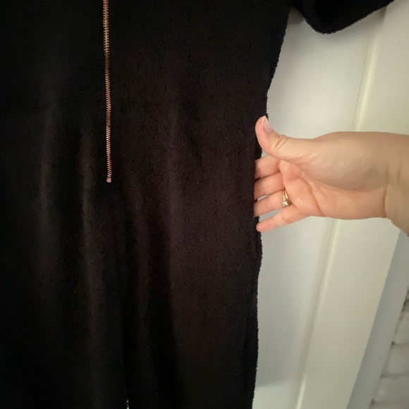 NWT YITTY Pet Me Short Fuzzy Zip Up One Piece Black Size Large - Picture 6 of 14